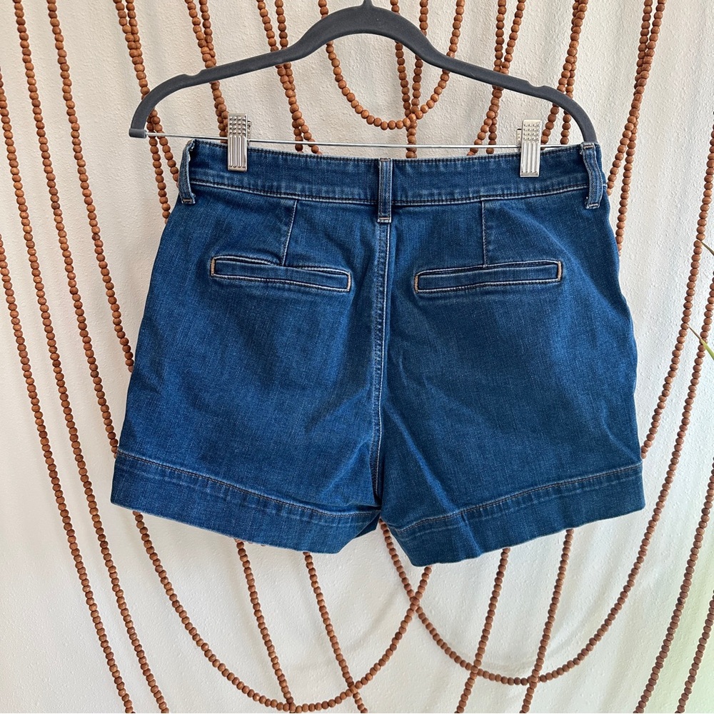 Express high rise Denim Shorts - Picture 2 of 4
